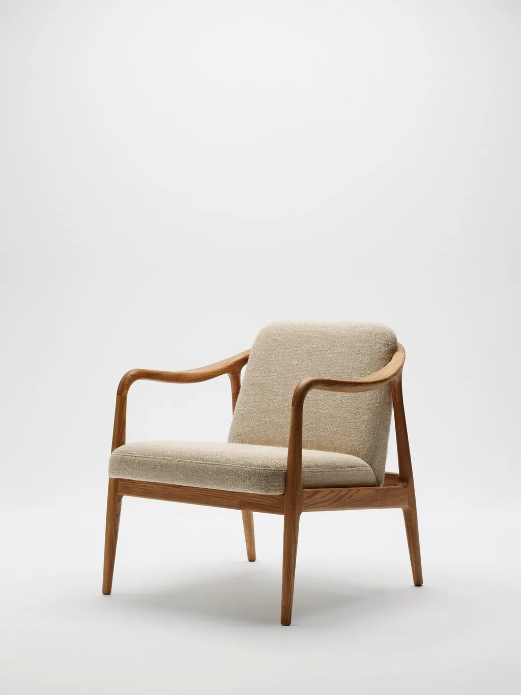 Æro lounge chair in oak and wool