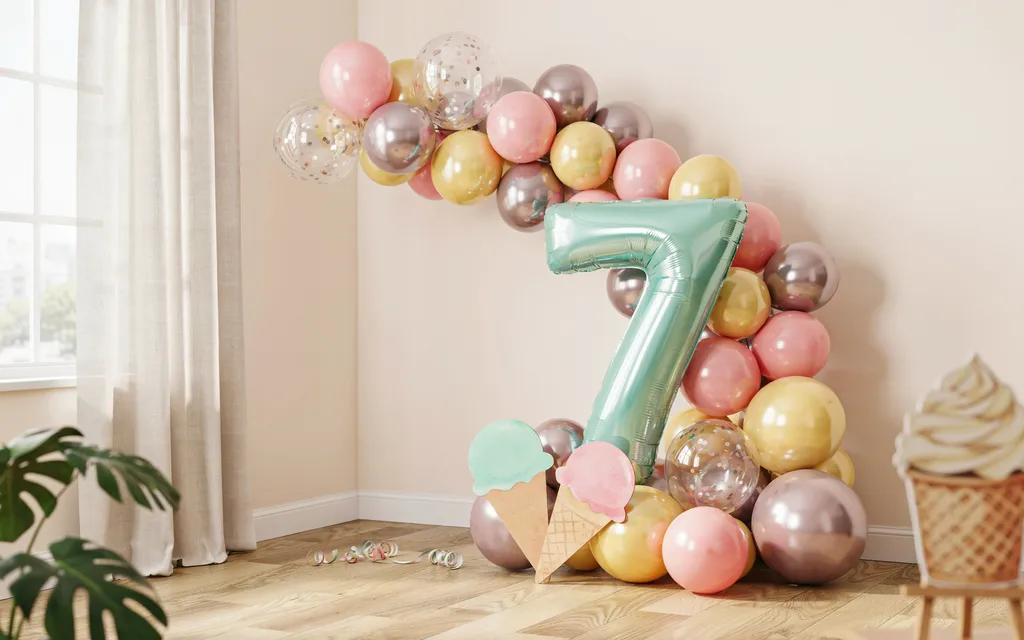 Number Balloon Corner